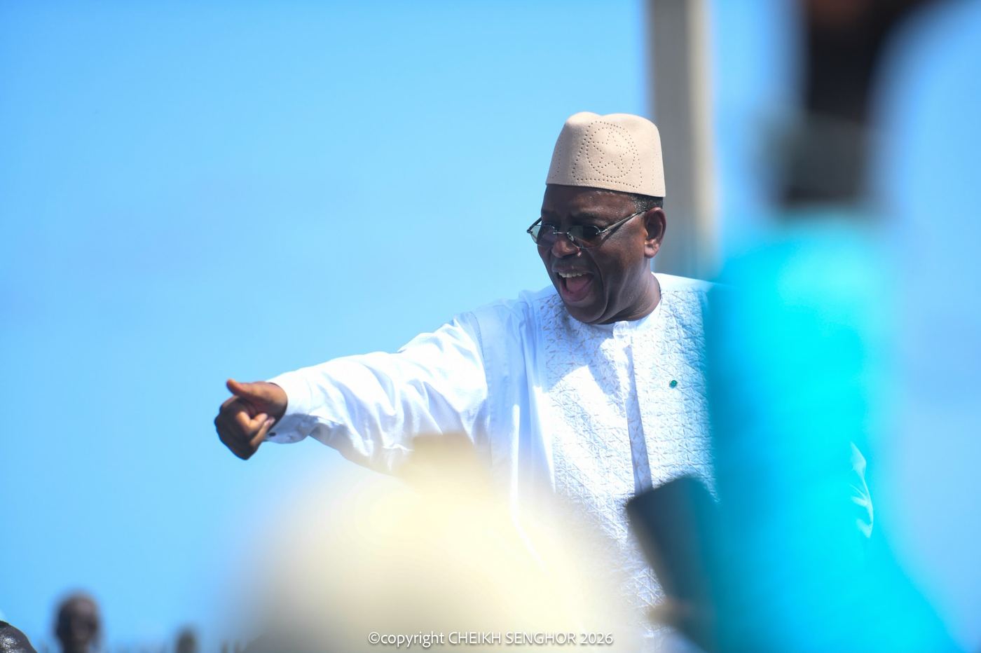 Le Président Macky Sall désigne la foule