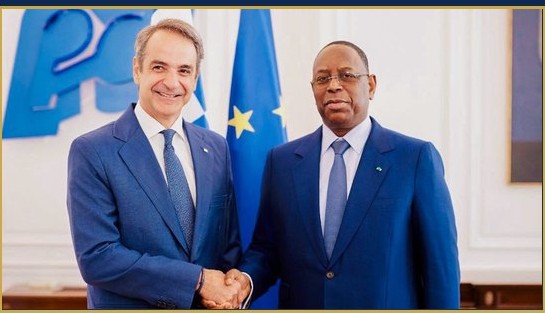 Le Président Macky Sall avec le Premier ministre grec Kyriakos Mitsotakis à Athènes
